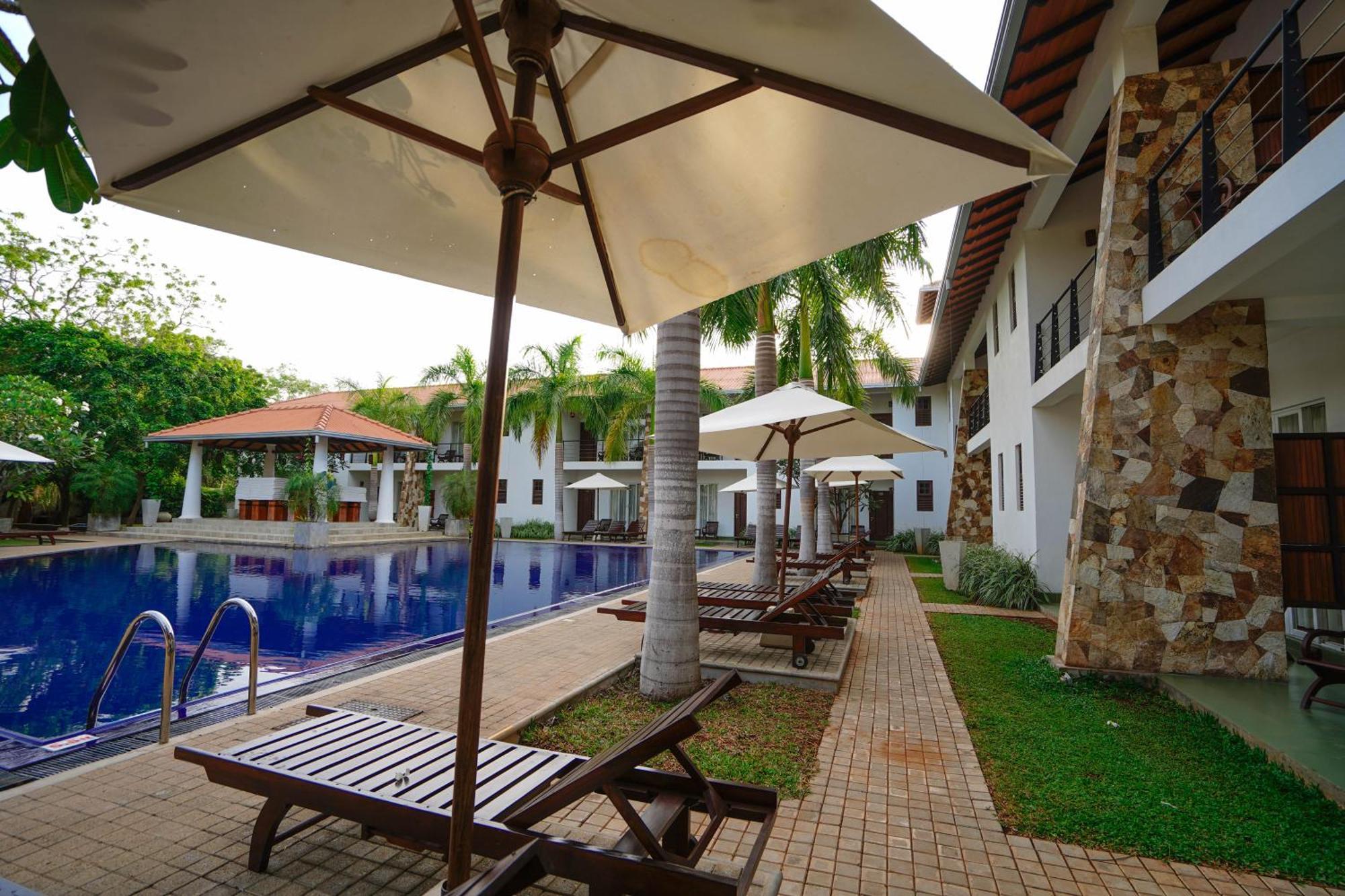 Hotel Tamarind Tree Тиссамахарама Экстерьер фото
